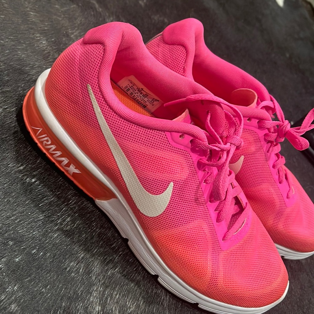 Great shape mike airmax sequent